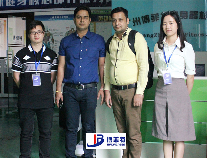 印度客戶來羞羞视频APP下载大全購買健身房器材，產品囊括有氧係列的跑步機，動感單車，健身車