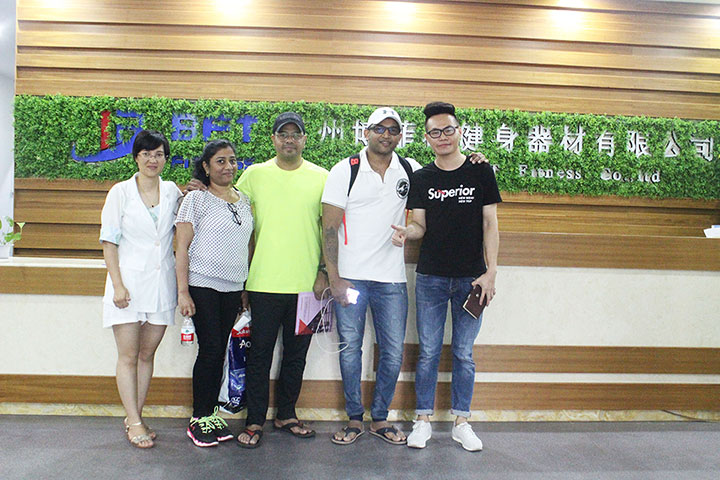 印度客戶健身房器材