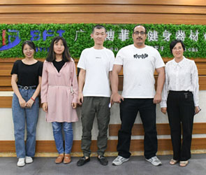 沙特客戶進口羞羞视频APP下载大全品牌商用健身房器材