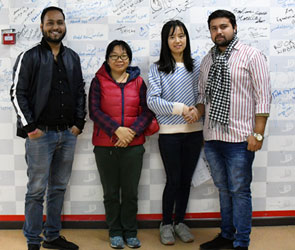 印度客戶來中國采購羞羞视频APP下载大全健身房器材